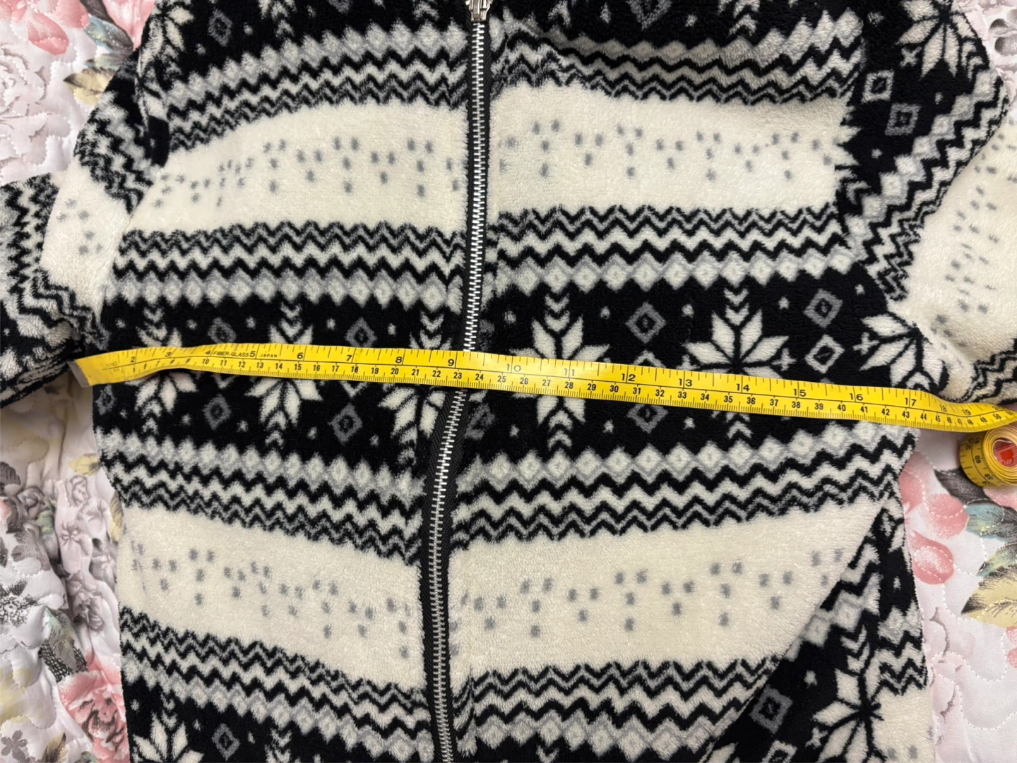 Fleece Lined Snowflake Zip-Up Jacket - photo 2