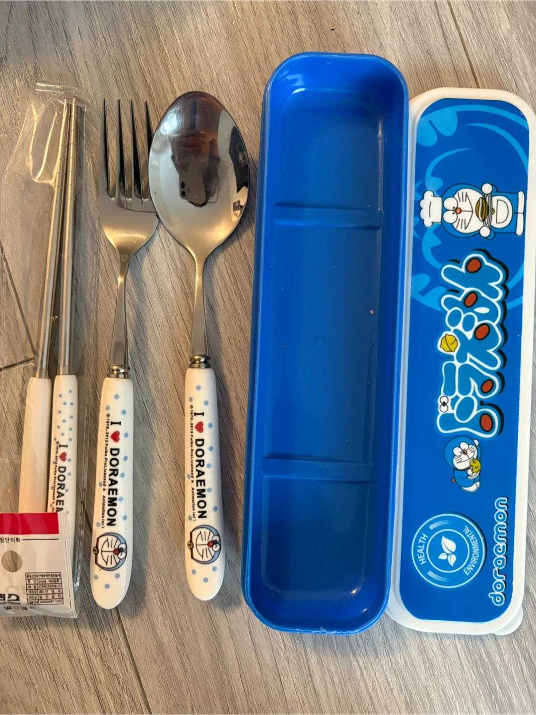 Minions and Doraemon Cutlery Set