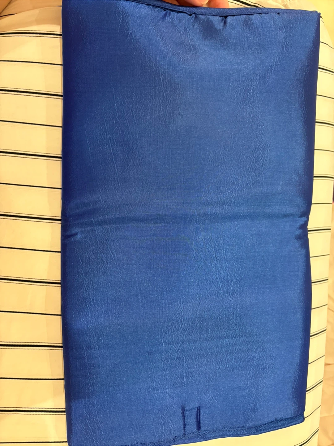 Blue Embroidered Tissue Box Cover - photo 2
