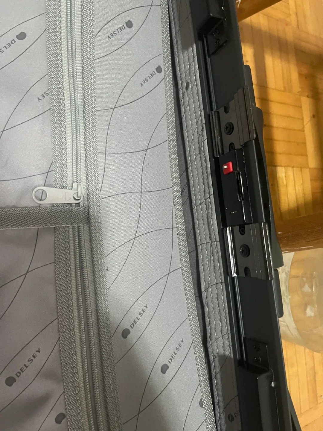 Delsey Grey Hardside Suitcase image indicator(10)