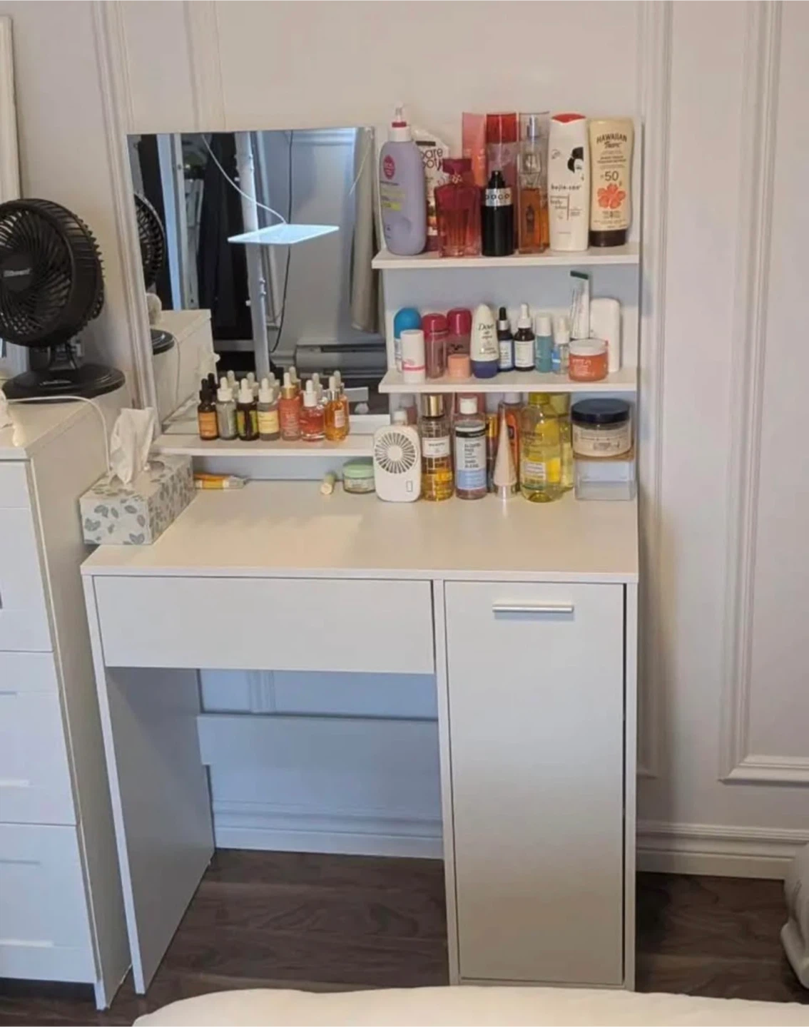 White Vanity Table with Mirror