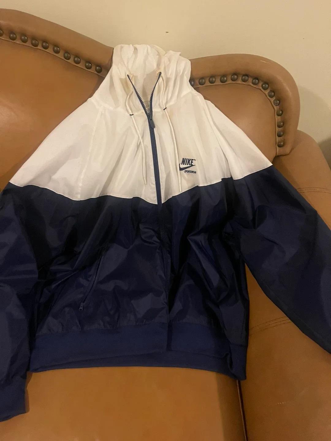 Nike windbreaker 2XL image indicator(2)