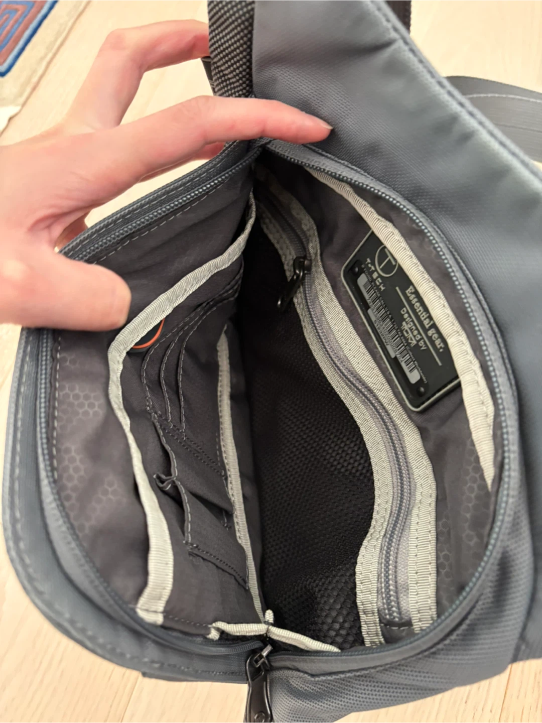 Tumi Tech Essential Gear Crossbody Bag - Grey - photo 2