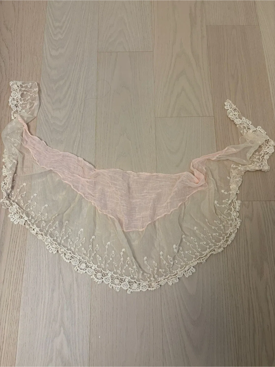 Lace Scarves thumbnail