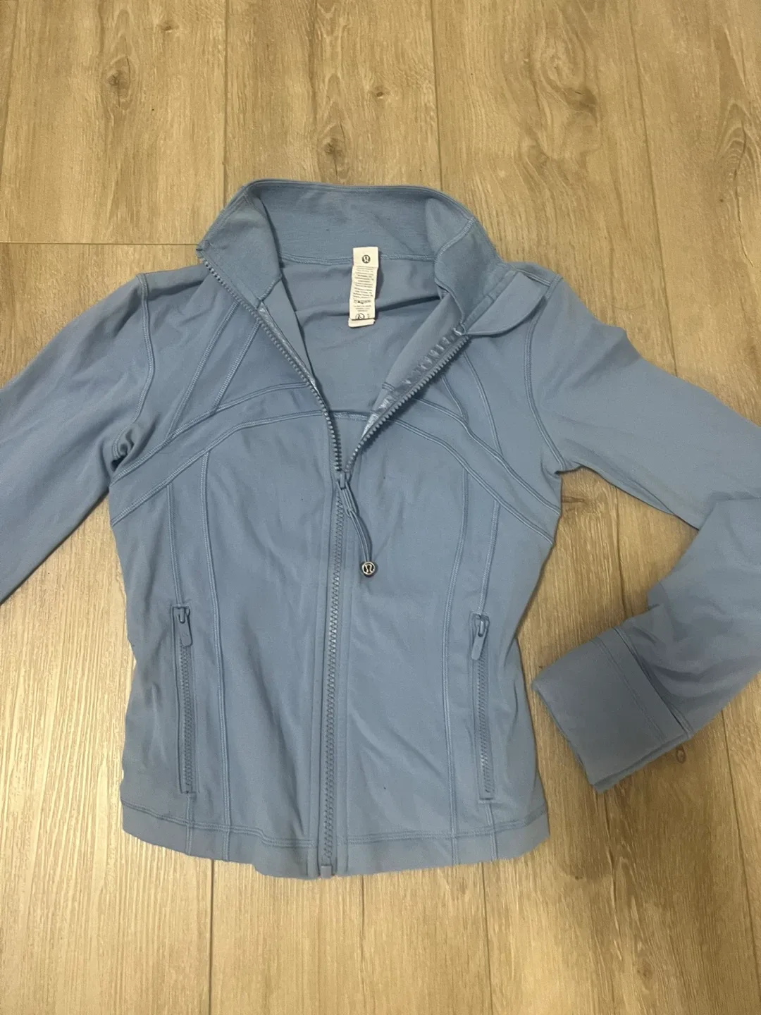 Lululemon Define Jacket Size 2 - Light Blue image indicator(5)