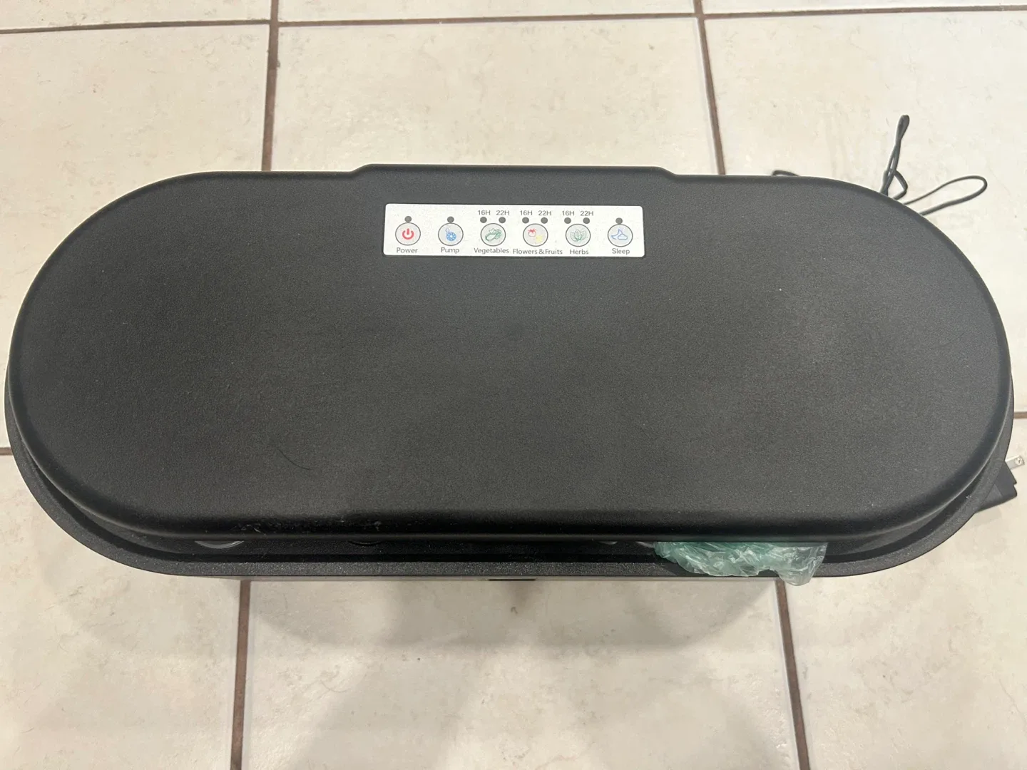 Growell Hydroponic Plant System image indicator(2)