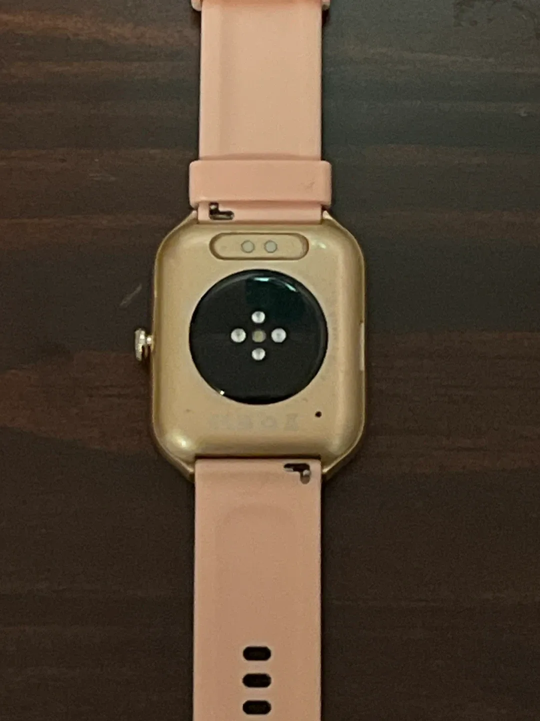 Pink Smartwatch in Great Condition with Multiple Features image indicator(3)