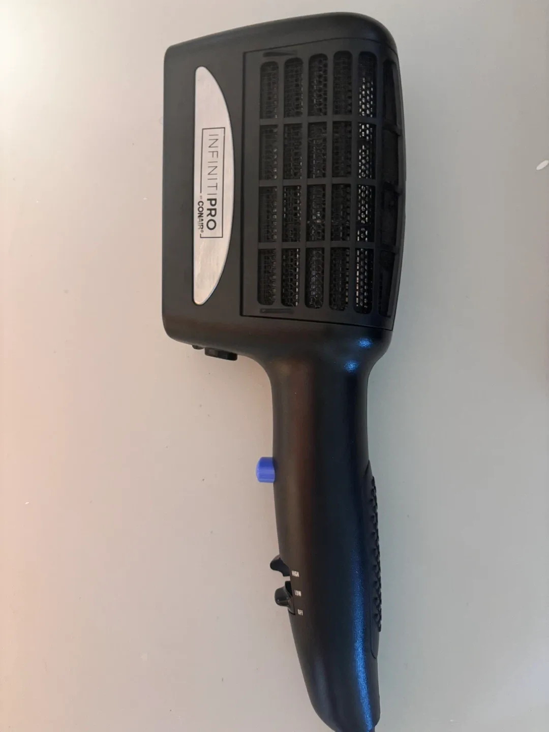 Infiniti Pro by Conair 3-in-1 Styler image indicator(2)