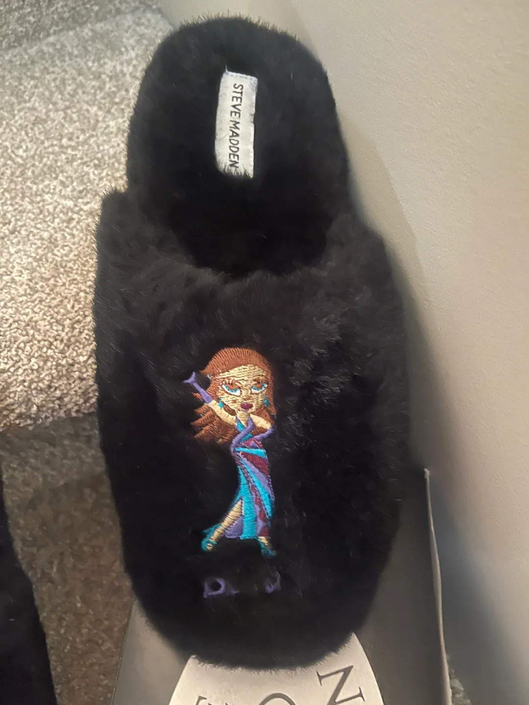 WEEKEND SALE - Steve Madden ANGEL BRATPACK Slippers - Size 10 image indicator(5)