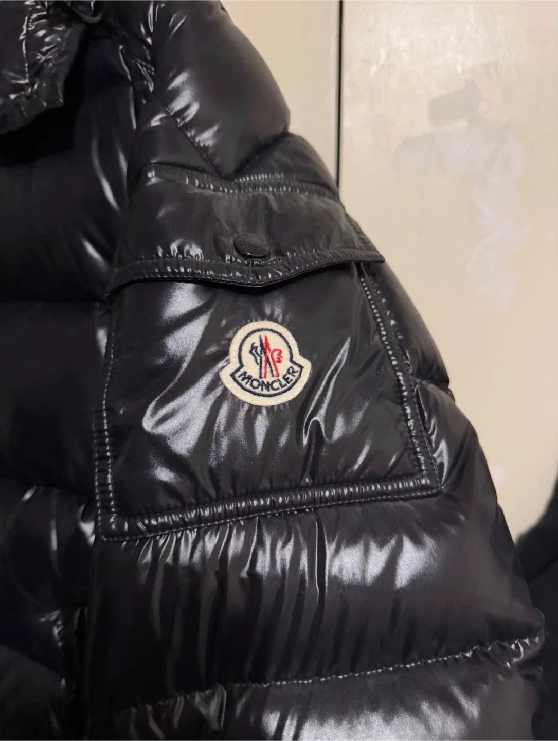 Moncler Black Puffer Jacket image indicator(4)