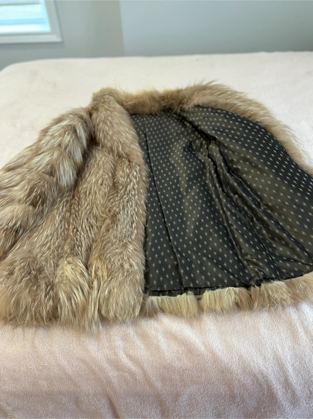 Crystal fox Fur Coat - photo 3