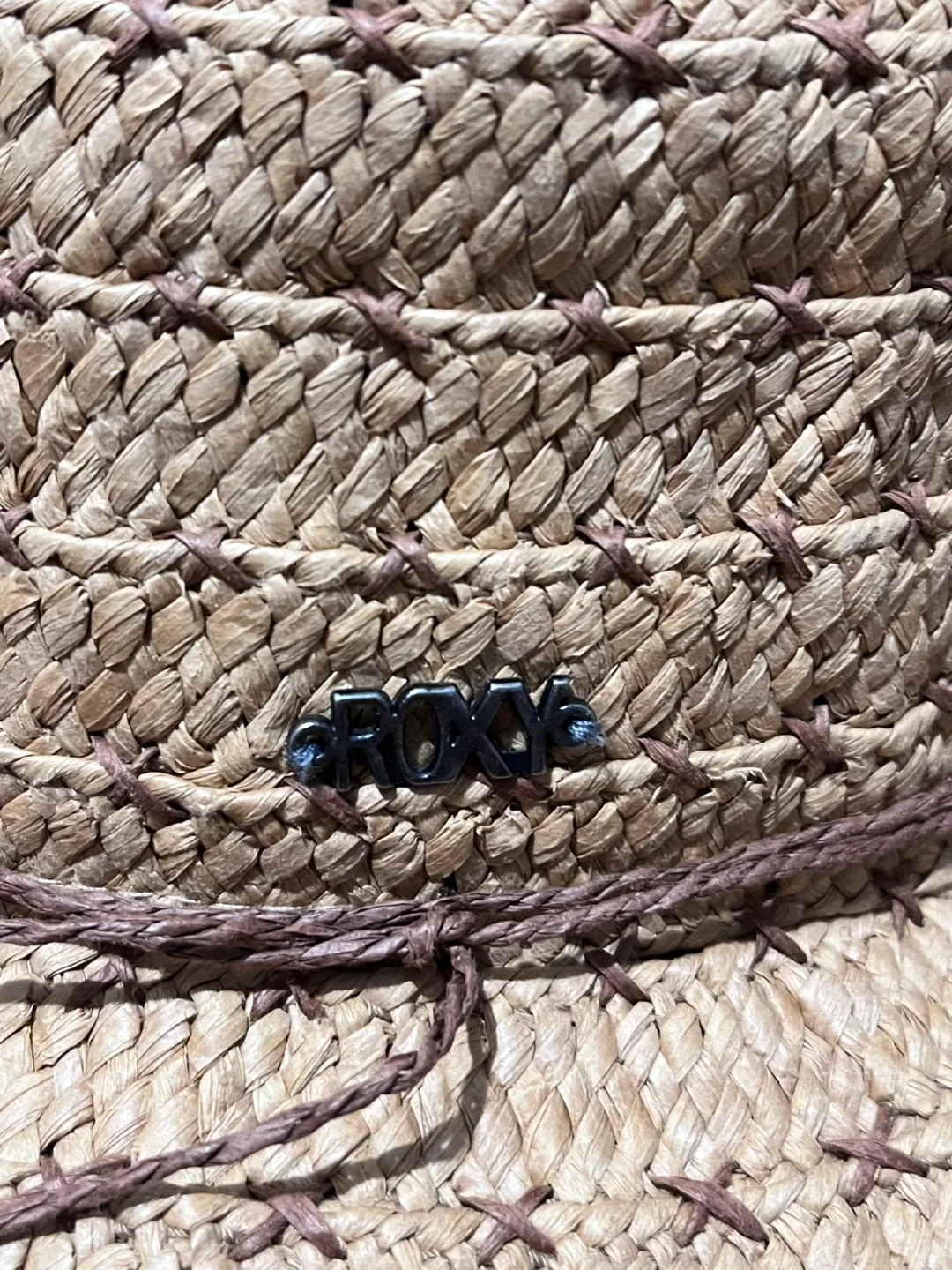 Roxy Hat - Size M/L image indicator(2)