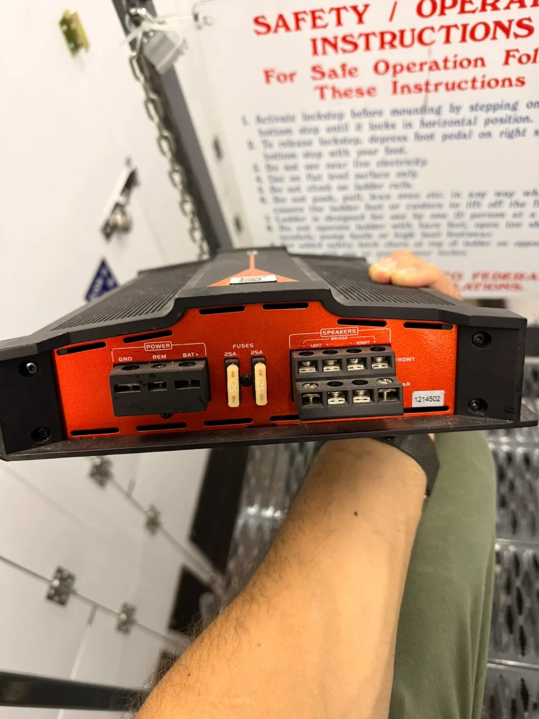 Dual XPR540 2-Channel Amplifier & Subwoofer image indicator(2)