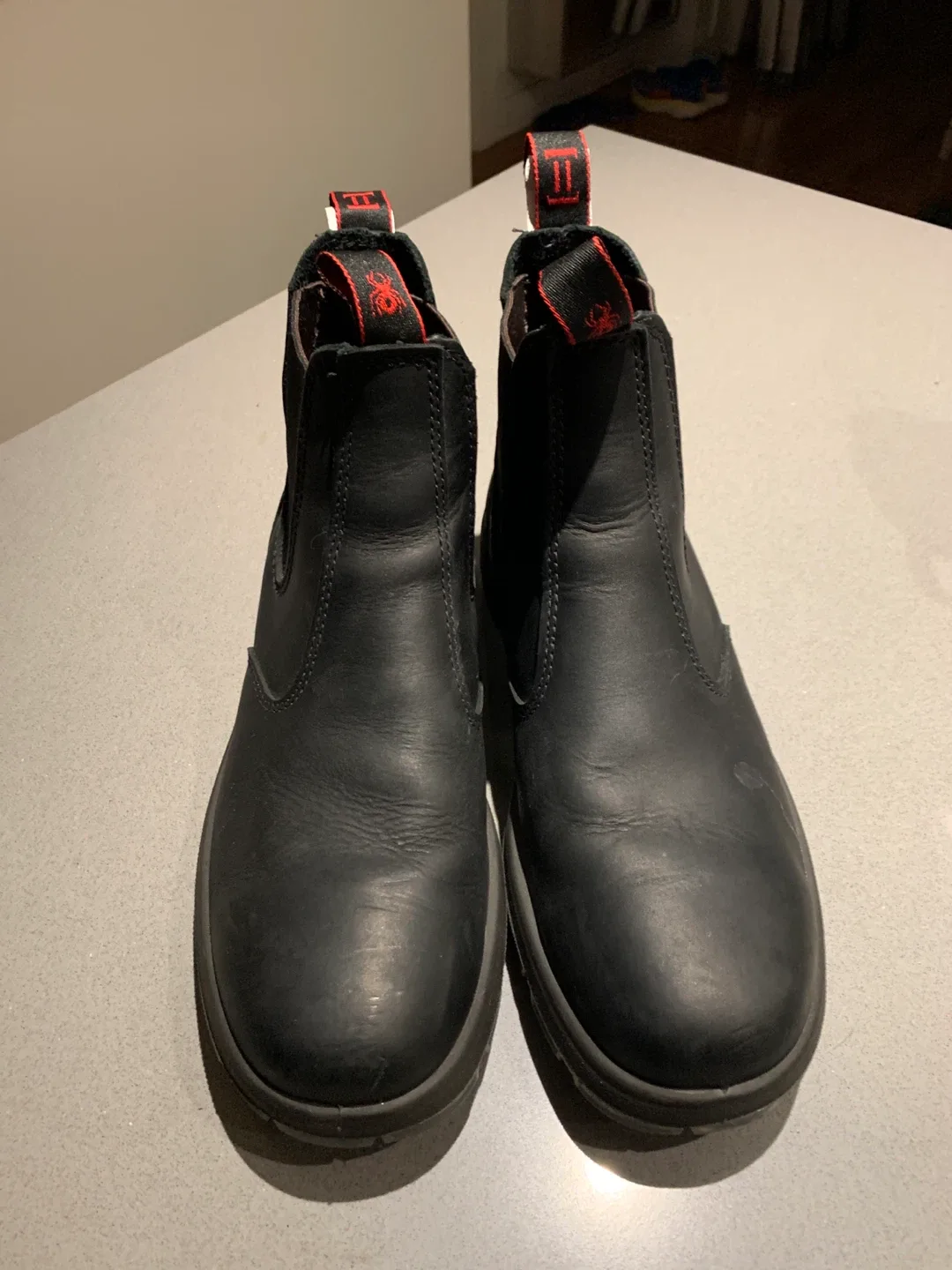 Redback Black Leather Work Boots size 11 image indicator(2)