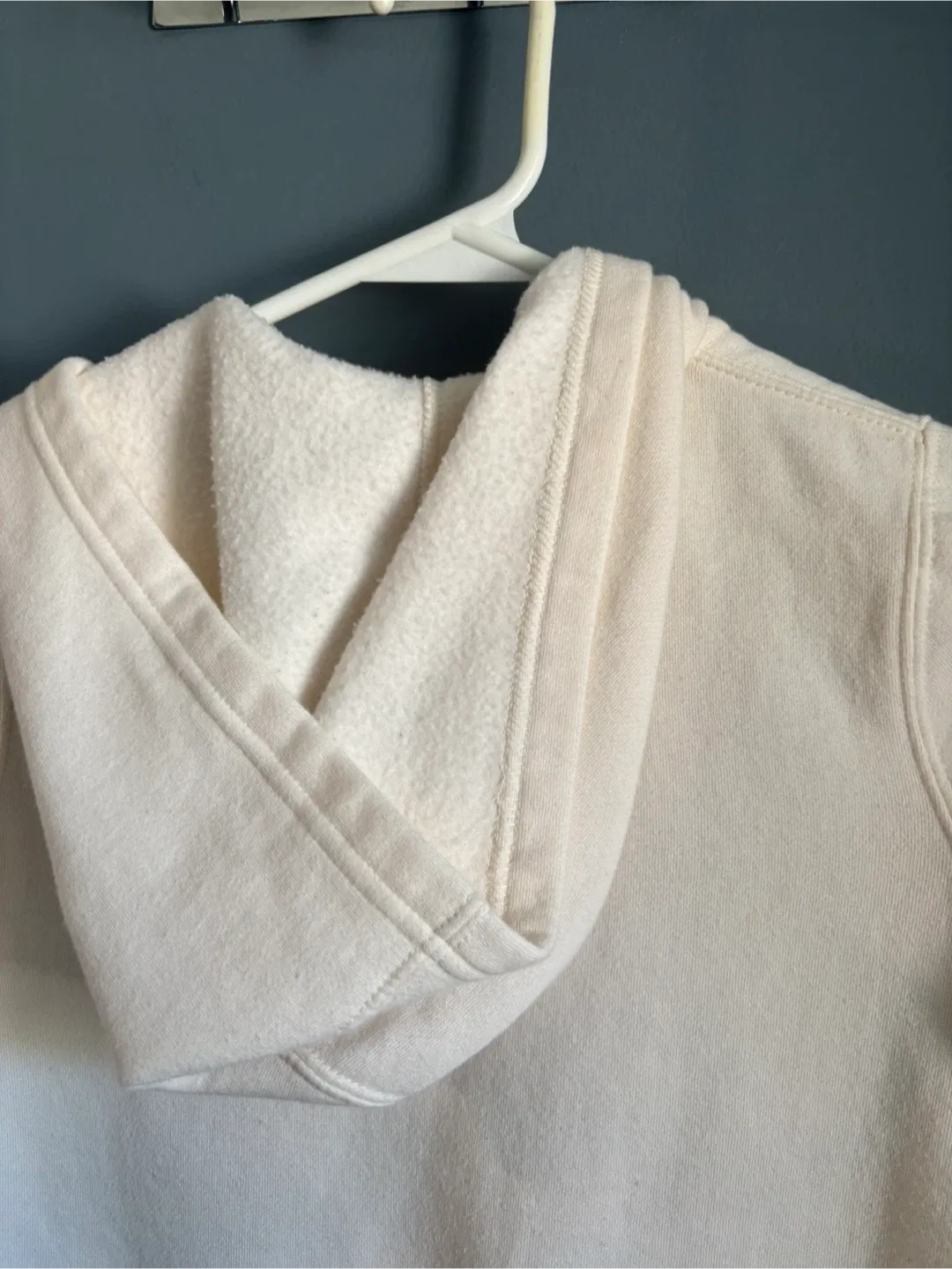 Billie Girls by Billabong Cream Hoodie - Size M image indicator(5)