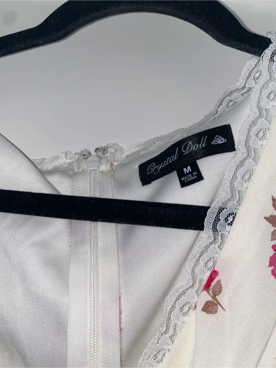 Crystal Doll Floral Maxi Dress - Size M image indicator(4)