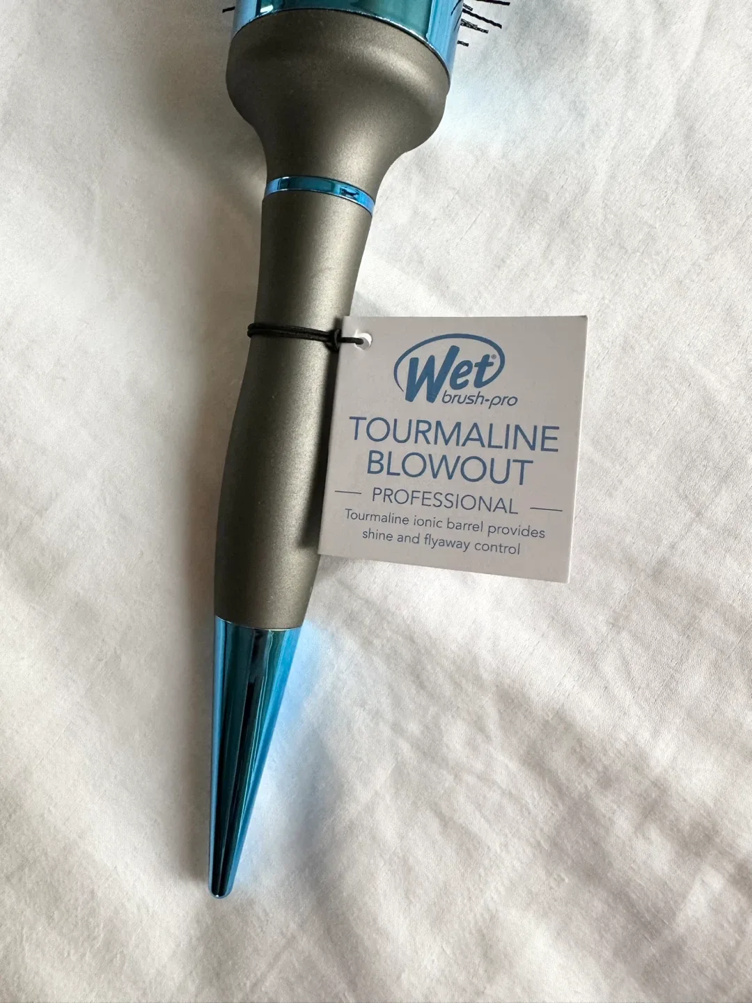 New Wet Brush - Pro Tourmaline Blowout Brush image indicator(3)