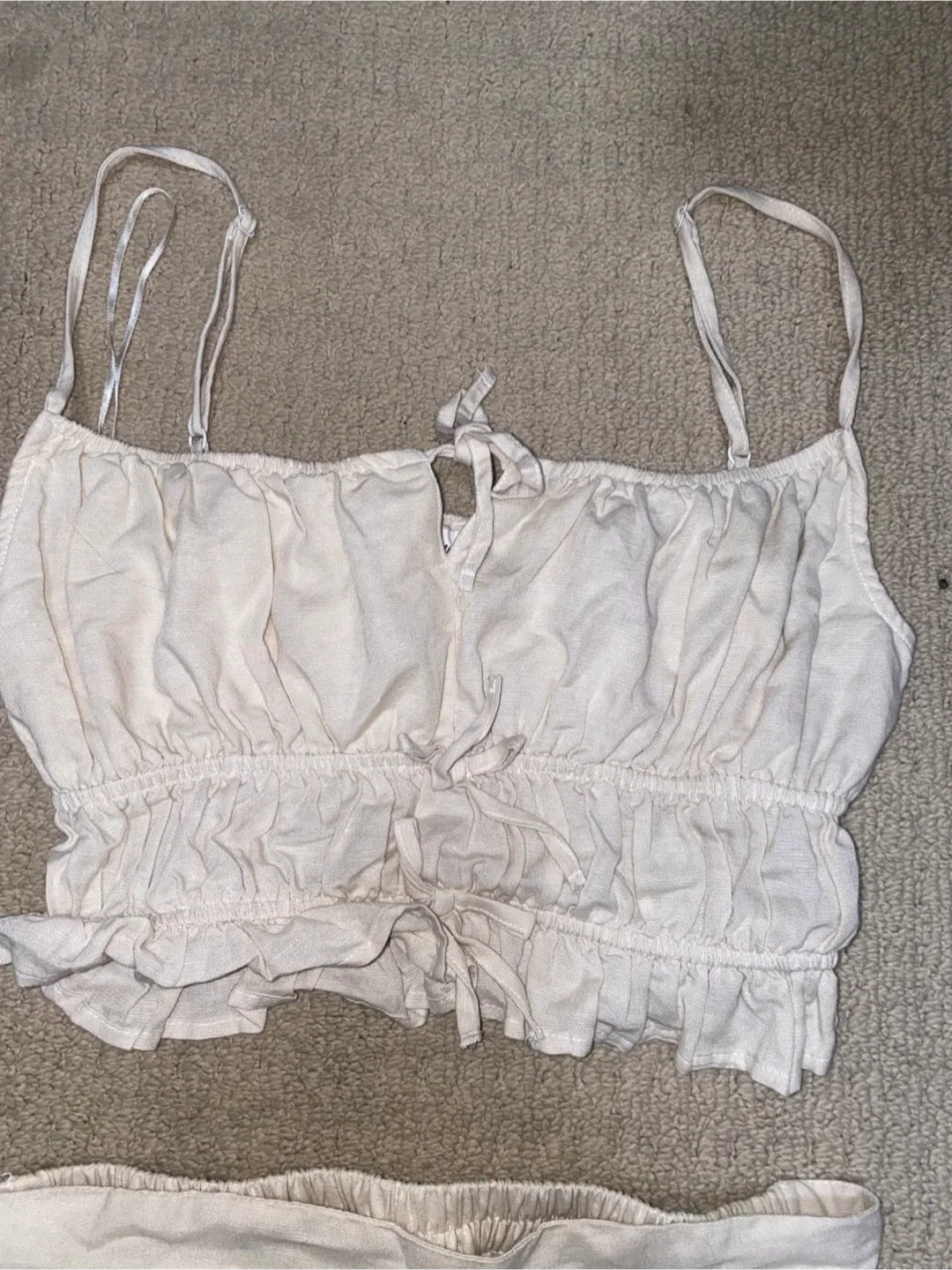 White Two-Piece Set / Co-ord top and pants image indicator(5)