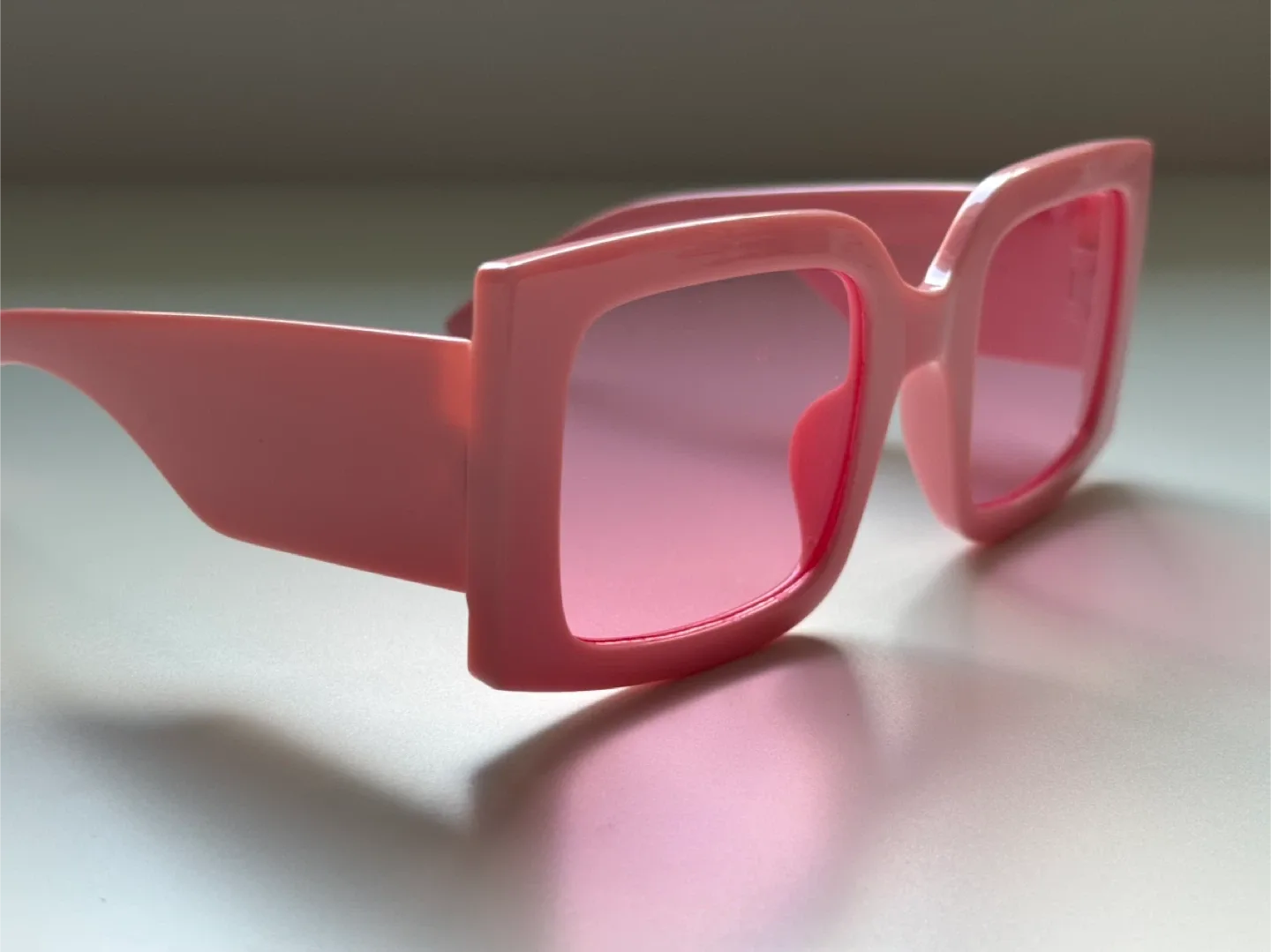 Pink Square Frame Sunglasses image indicator(7)