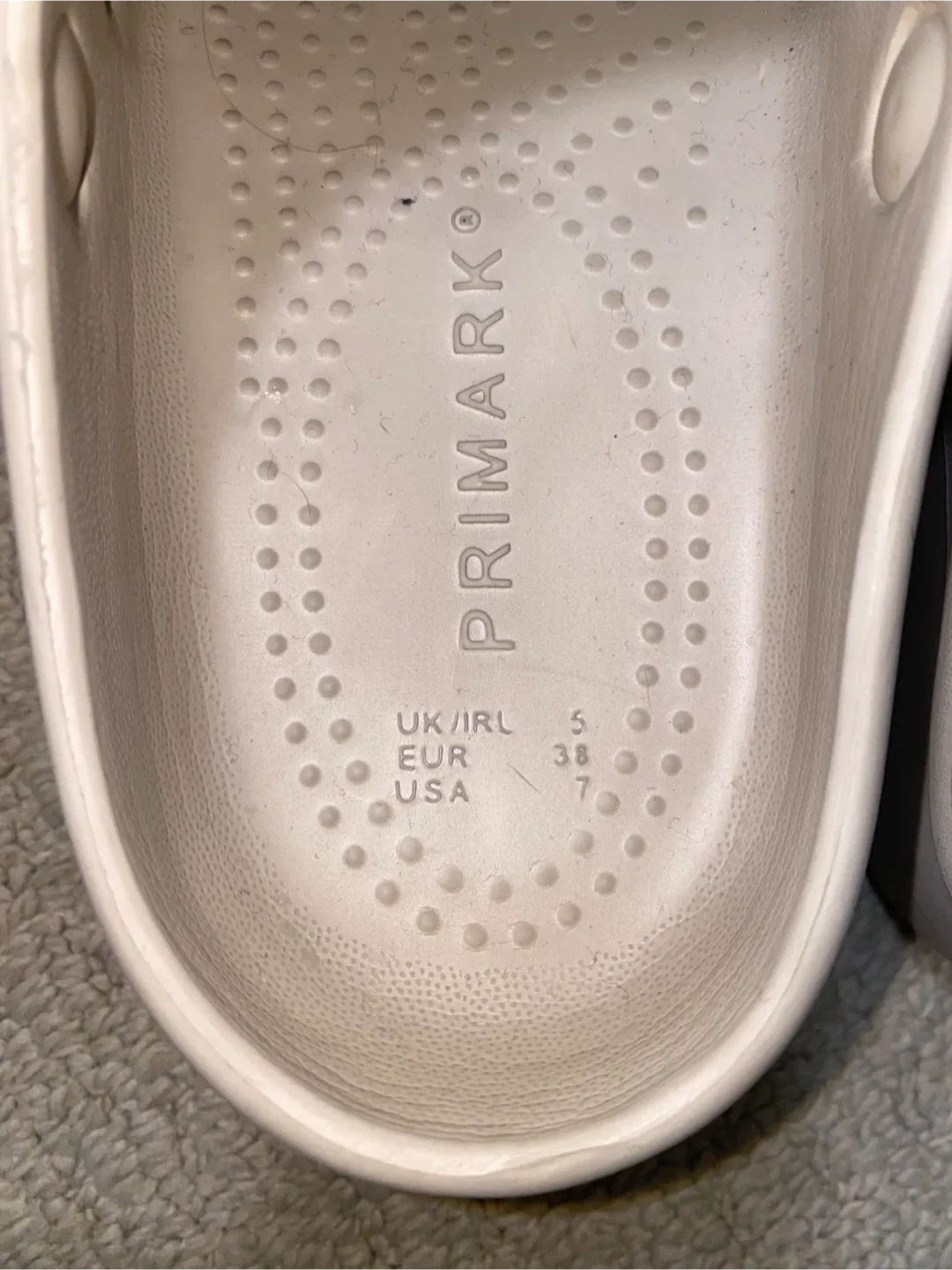 Foam Style Clogs / Sliders  - Size 7 (USA) image indicator(5)