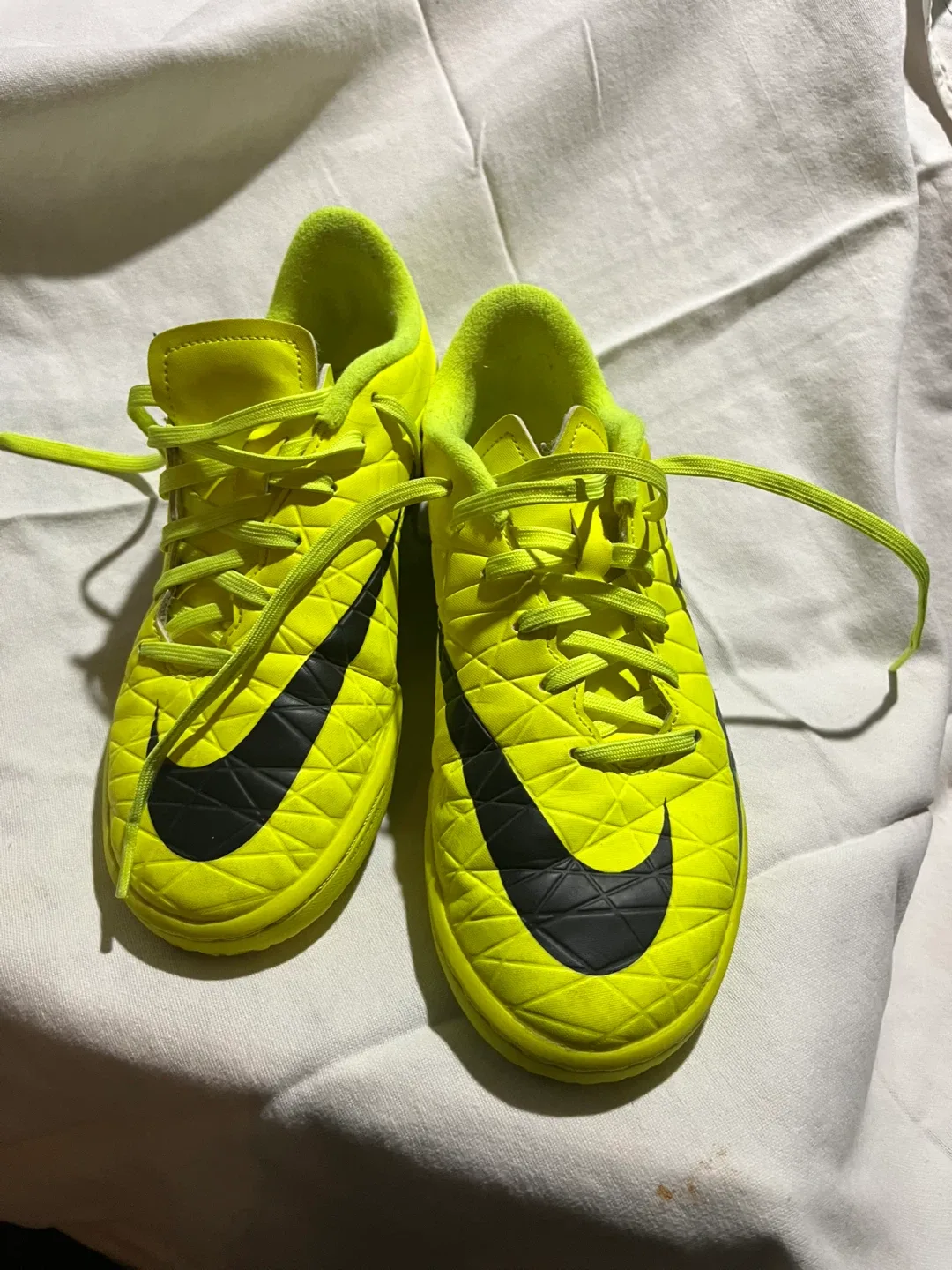 Nike Hypervenom Yellow Soccer Shoes, Size 4.5Y