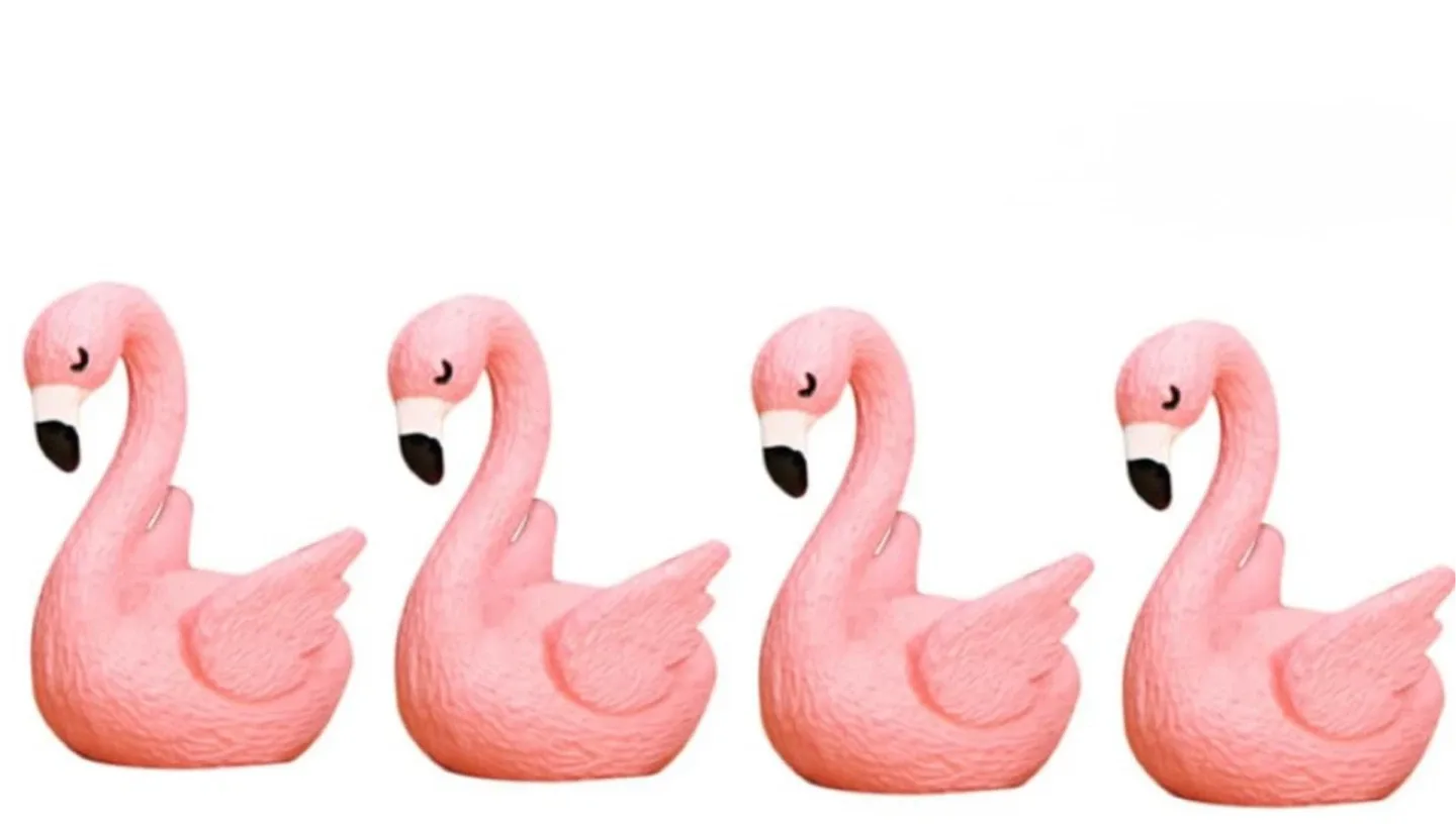 Pink Flamingo Figurine, brand new image indicator(6)