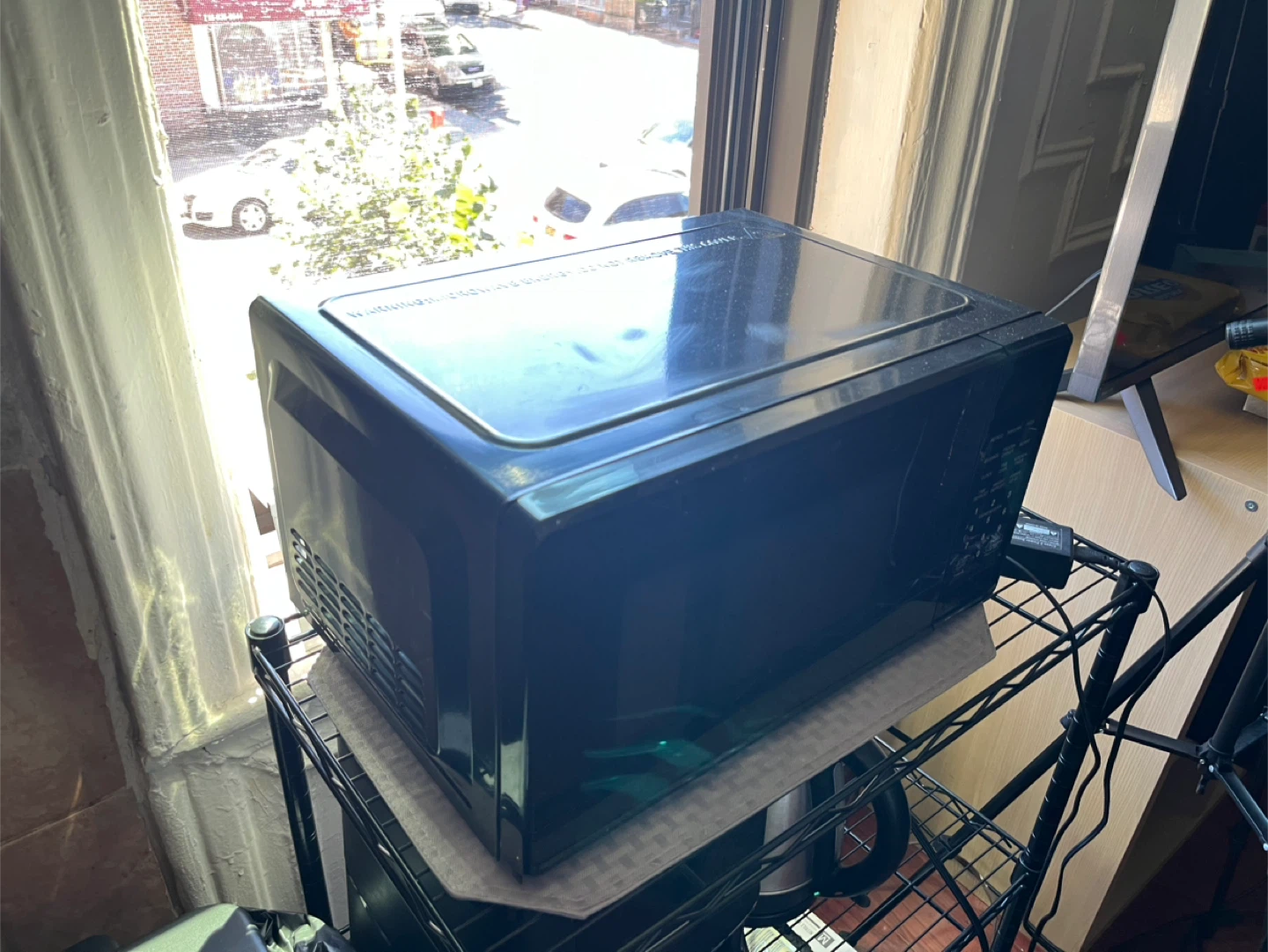 Black Countertop Microwave