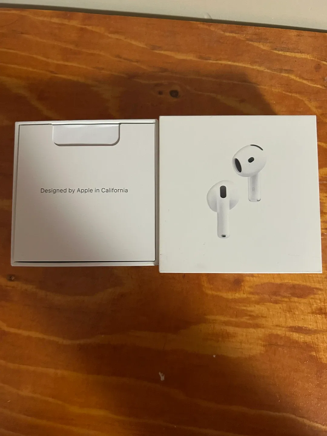 Apple AirPods 4 with Charging Case image indicator(2)