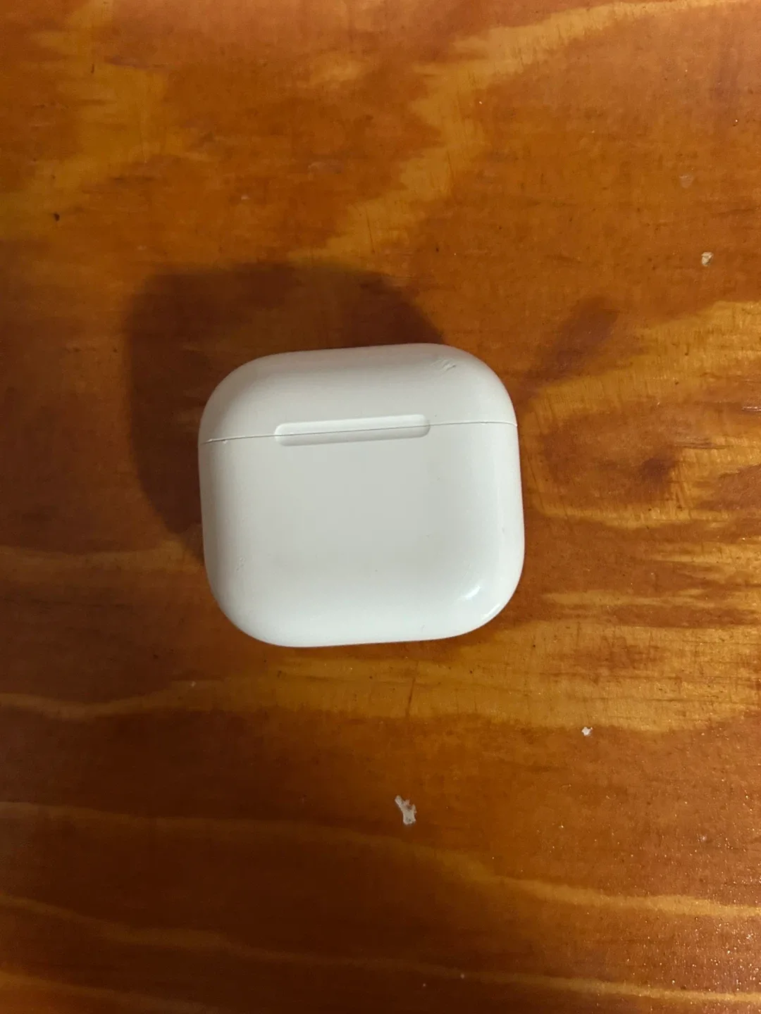 Apple AirPods 4 with Charging Case image indicator(3)