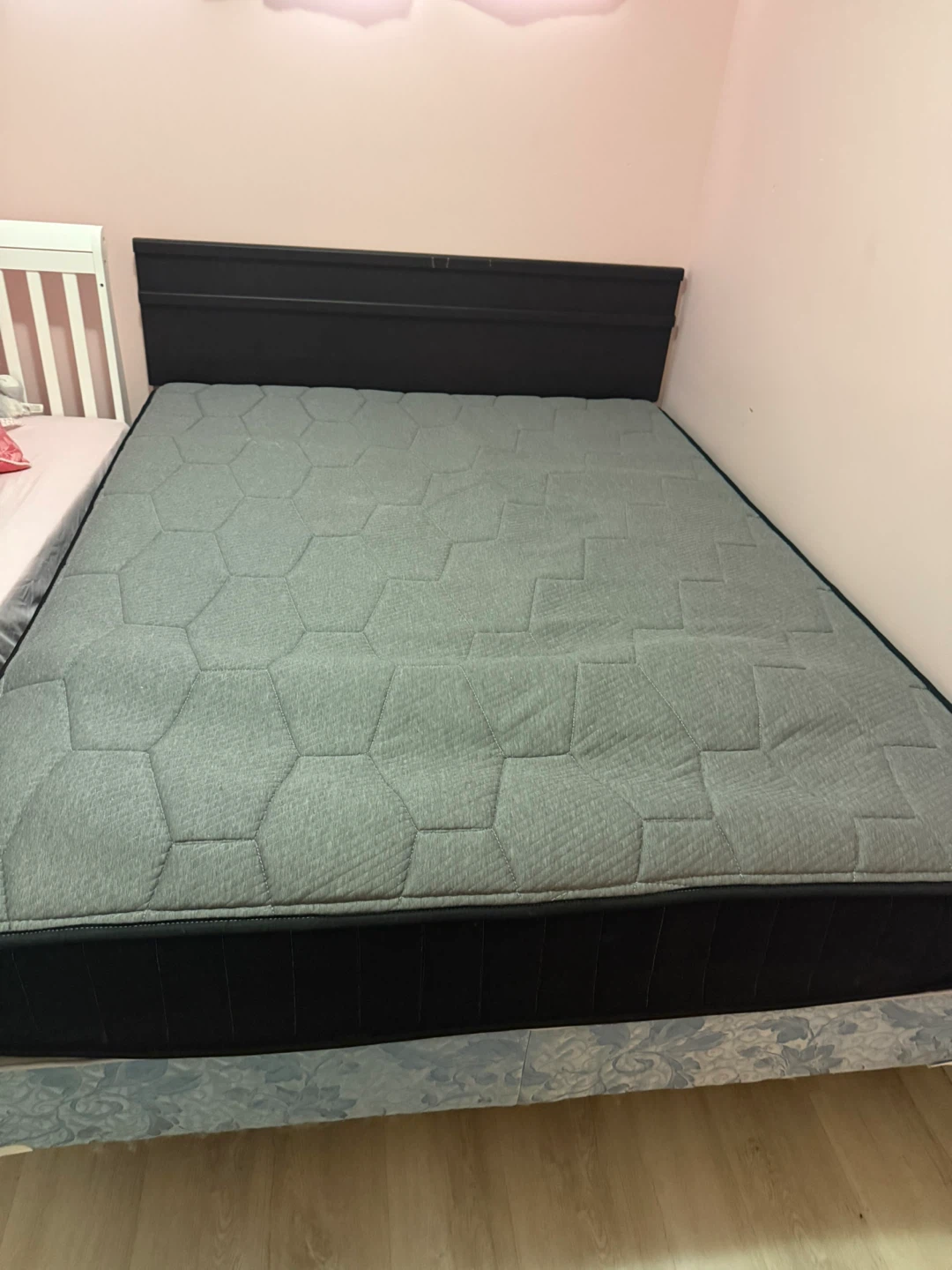 Queen Size bed