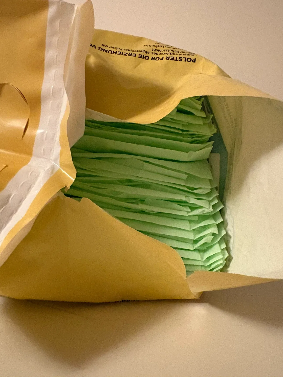 leak proof puppy training pads image indicator(2)