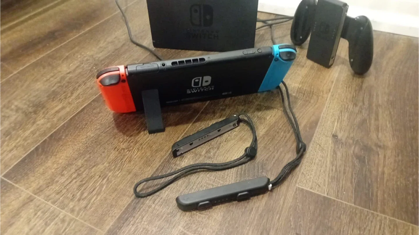 Nintendo Switch Console with Dock and Joy-Cons image indicator(3)