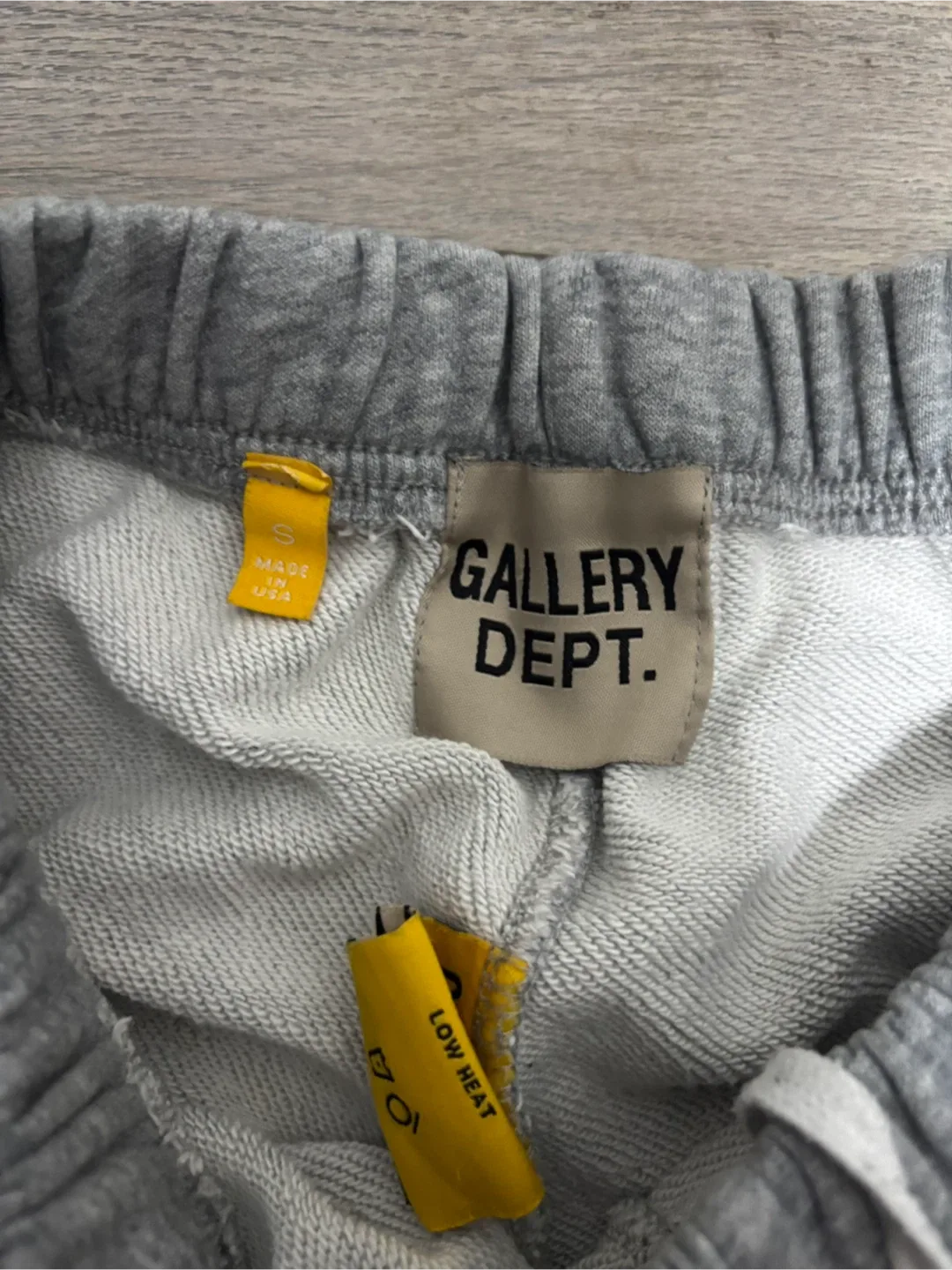 Gallery Dept. Grey Sweatpants - Size Small image indicator(2)