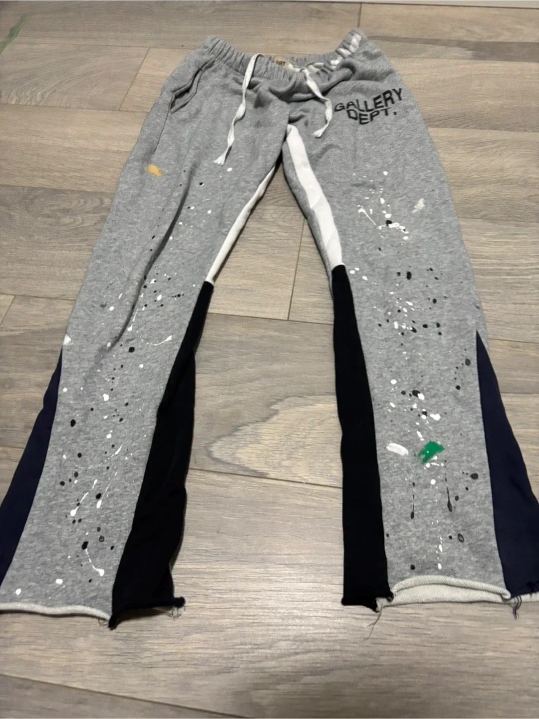 Gallery Dept. Grey Sweatpants - Size Small image indicator(3)