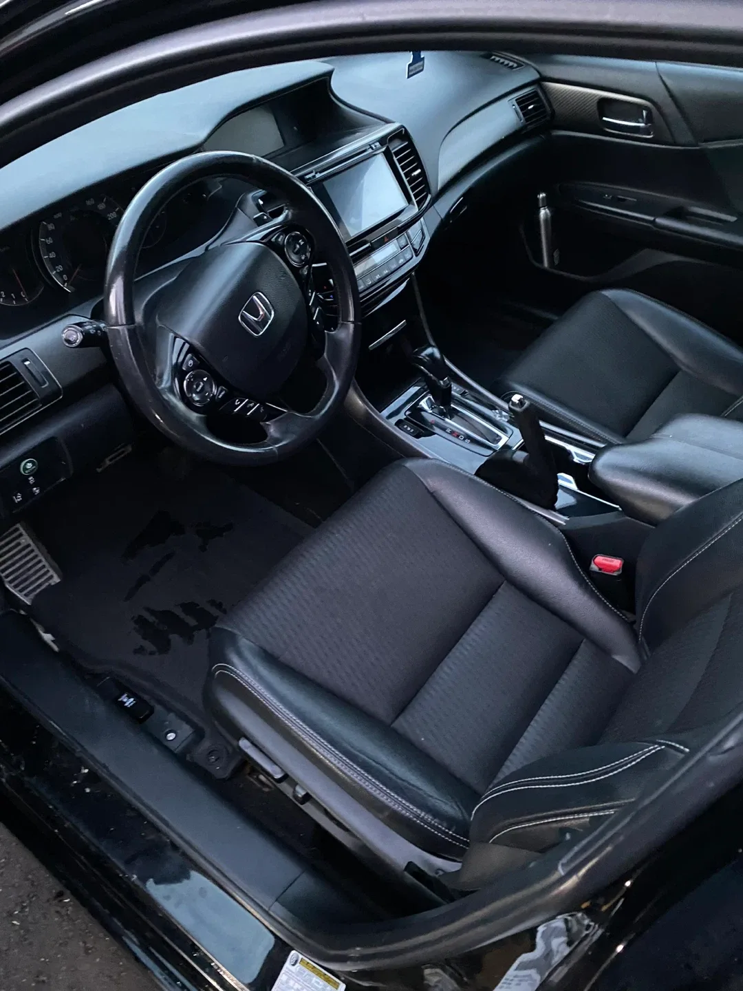 🚗 Rental Car Refresh – Avoid Cleaning Fees! 🧽 image indicator(3)