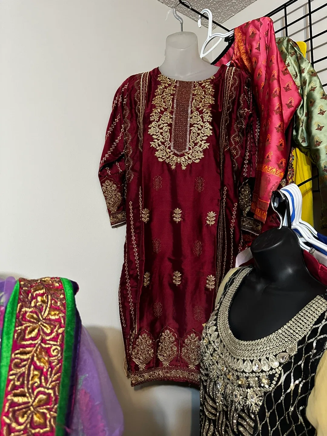 Silk Kurti with fine embroidery image indicator(3)