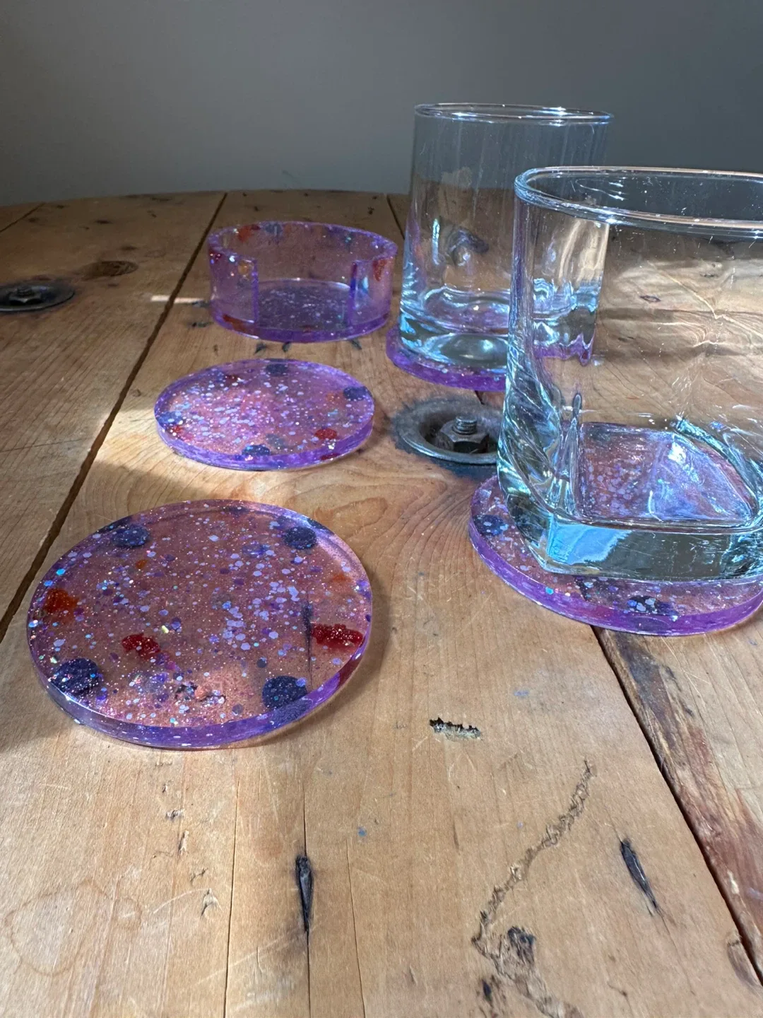 Handmade Resin Coaster Set with Holder image indicator(2)