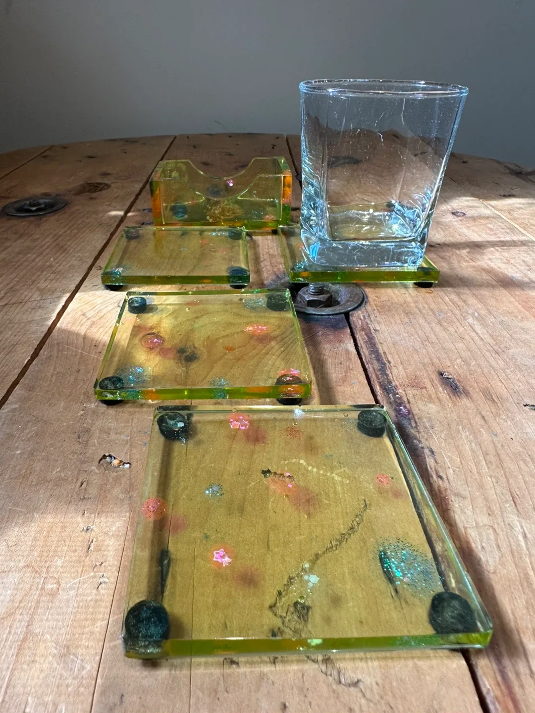 Handmade Resin Coaster Set with Holder image indicator(2)