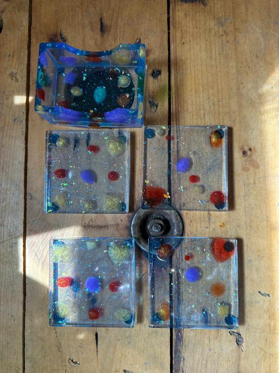 Handmade Resin Coaster Set with Holder image indicator(3)