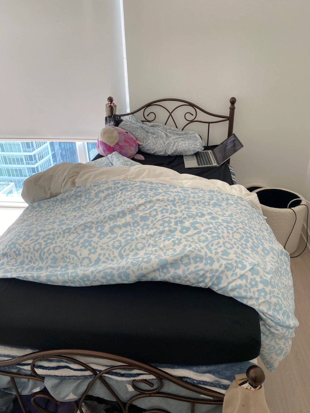 Twin size metal bed frame and 1 twin mattress - photo 2