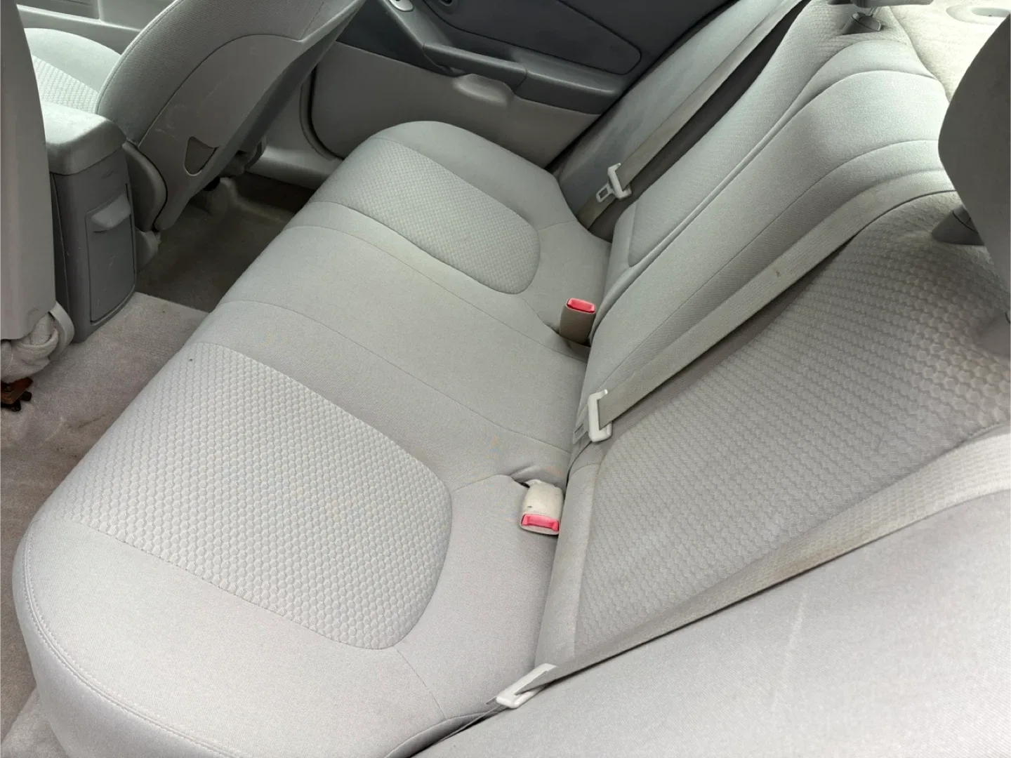 2006 Chevrolet Malibu Sedan $2300 image indicator(8)