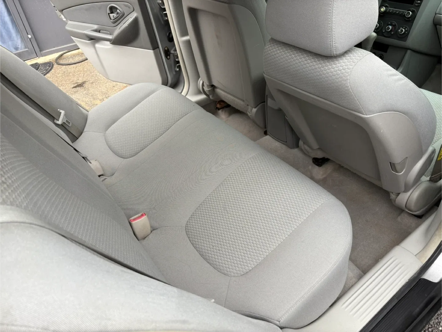 2006 Chevrolet Malibu Sedan $2300 image indicator(7)