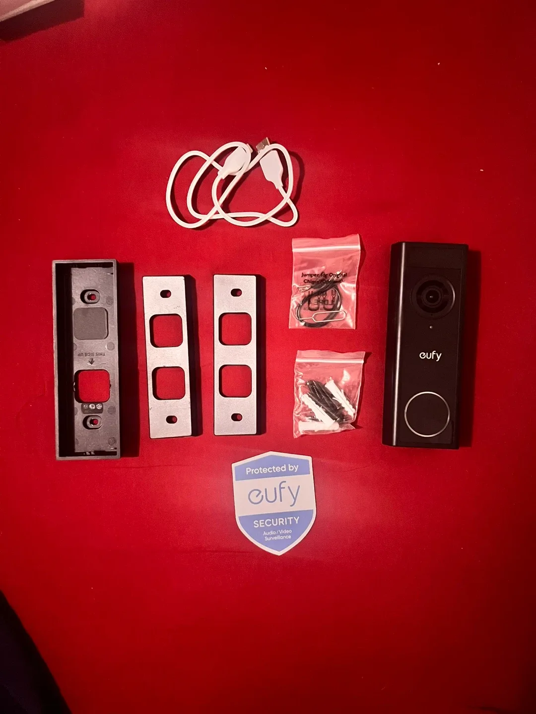 Eufy Video Doorbell C31 with 128GB SD Card - almost new image indicator(5)
