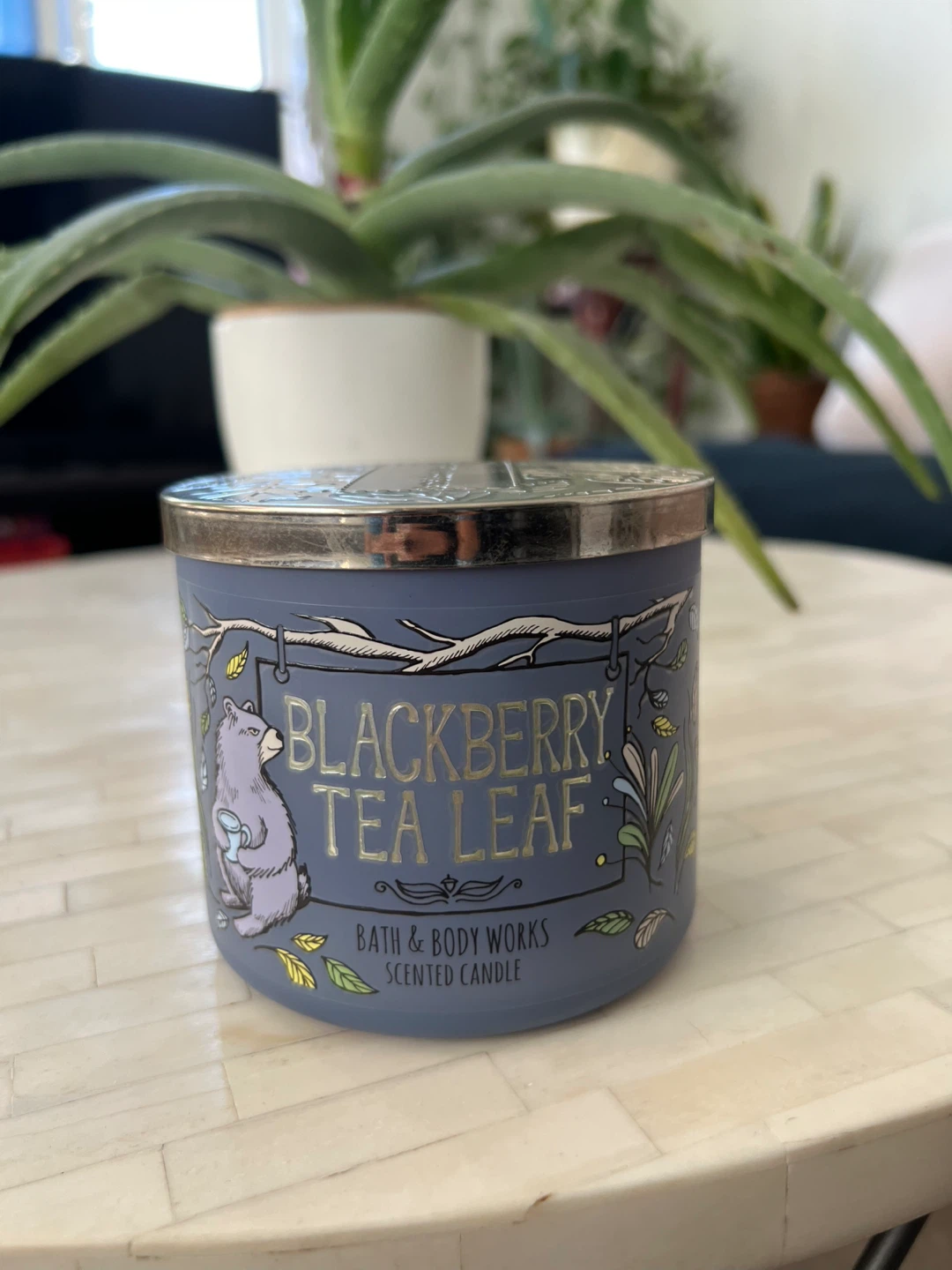 Bath & Body Works Blackberry Tea Leaf Candle