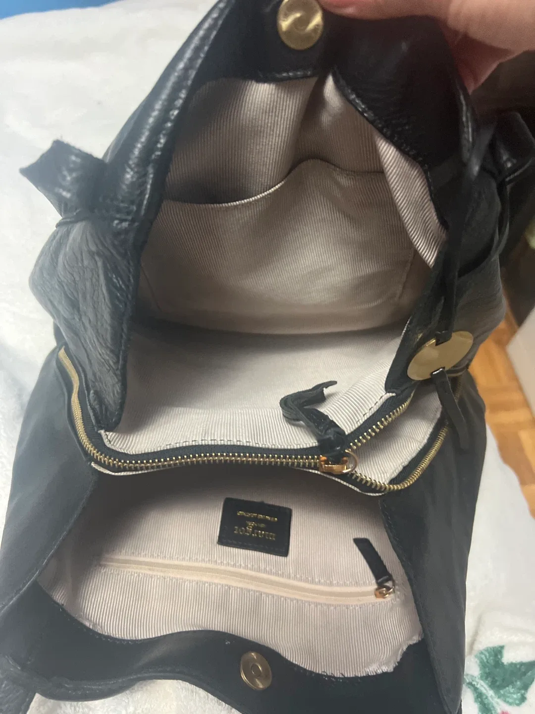 Margot New York Genuine Leather Black Tote Bag image indicator(3)