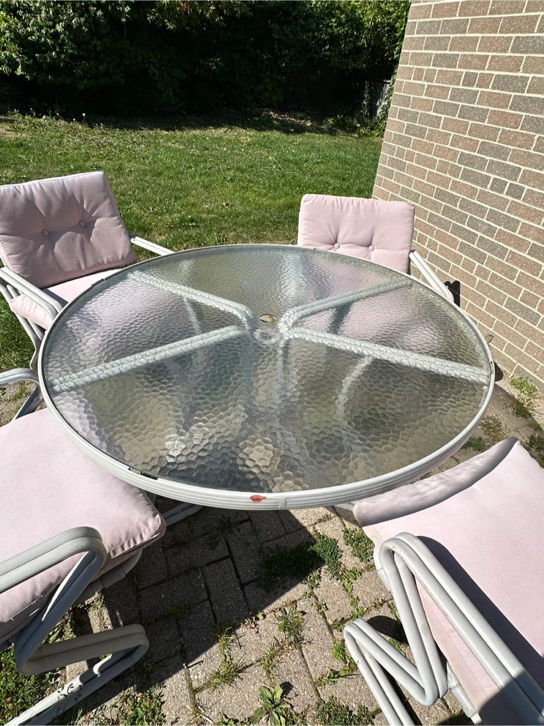 Patio Table with 4 Chairs - Glass Top, Light Pink Cushions