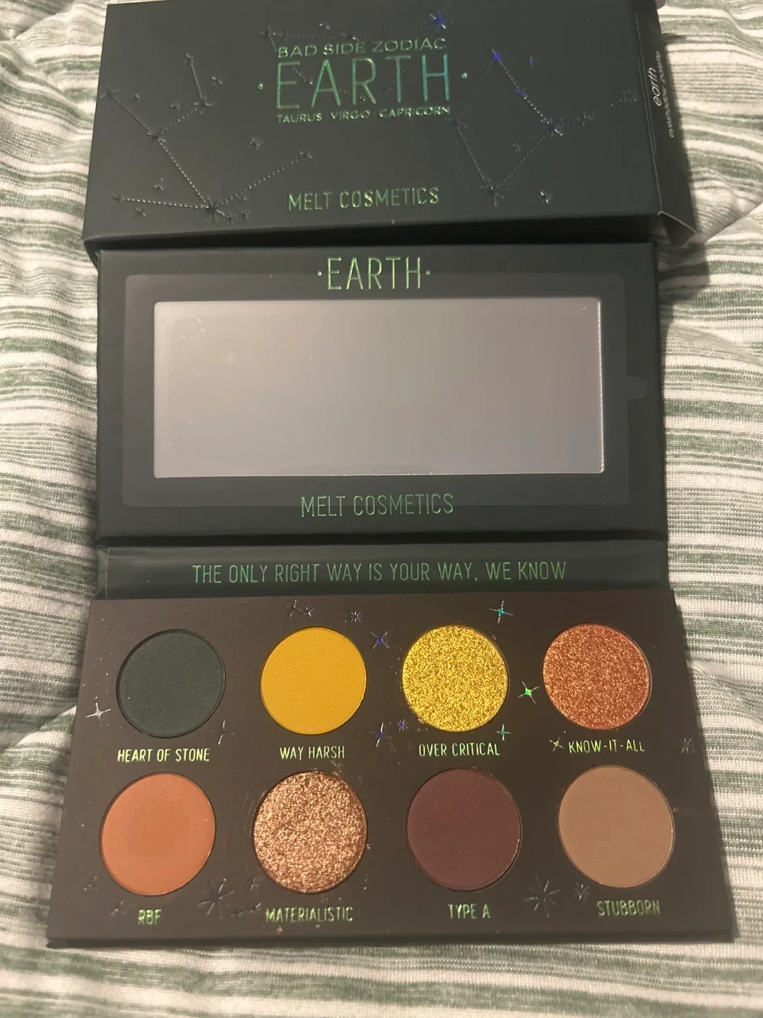 Melt Cosmetics Earth Eyeshadow Palette image indicator(3)
