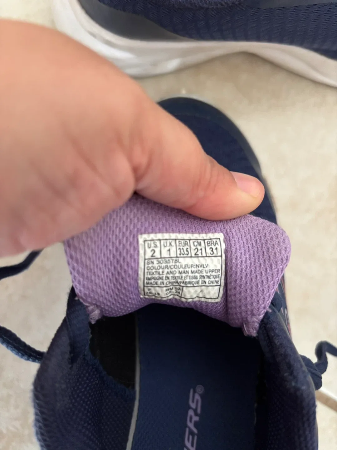 Skechers Kids' Sneakers - Size 2 US image indicator(3)