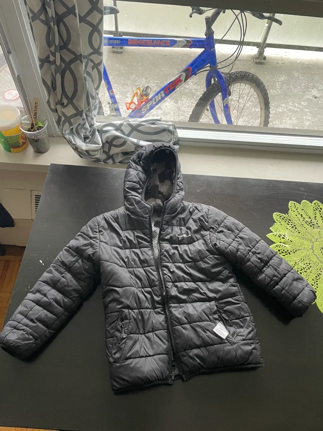 Eddie Bauer Black Puffer Jacket - Size S image indicator(5)