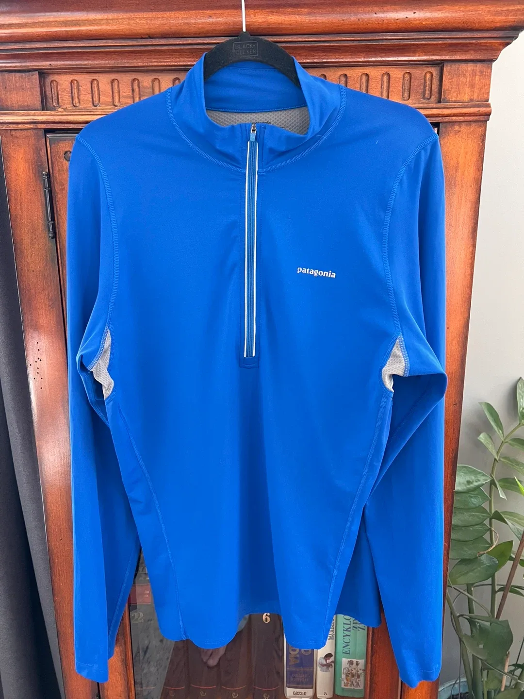 Patagonia Men's Blue Half-Zip Pullover - Size M thumbnail